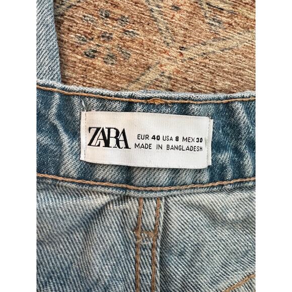 Zara High Rise Distressed Jeans – Button Fly – Women’s‎ Size 6 - Picture 2 of 4